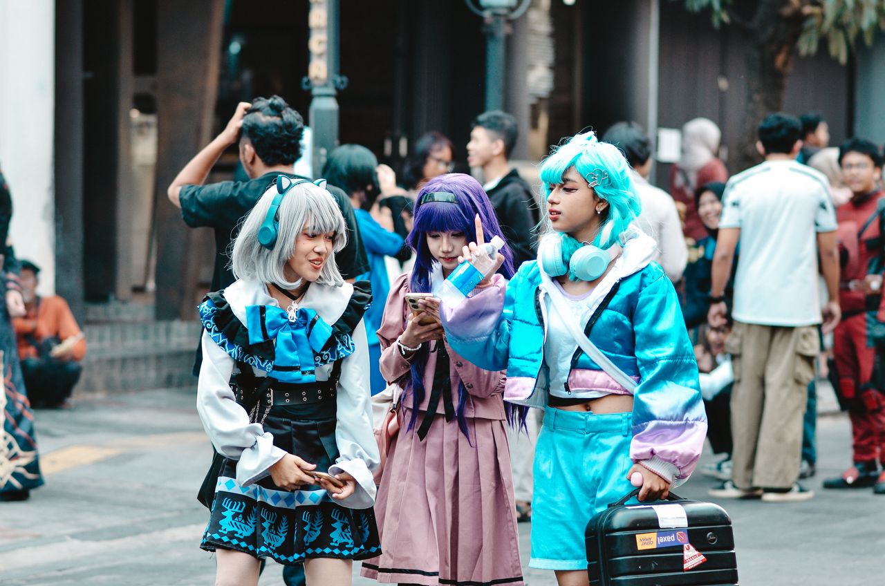 Home Colorful cosplay event with characters showcasing vibrant anime costumes in Bandung, Indonesia.